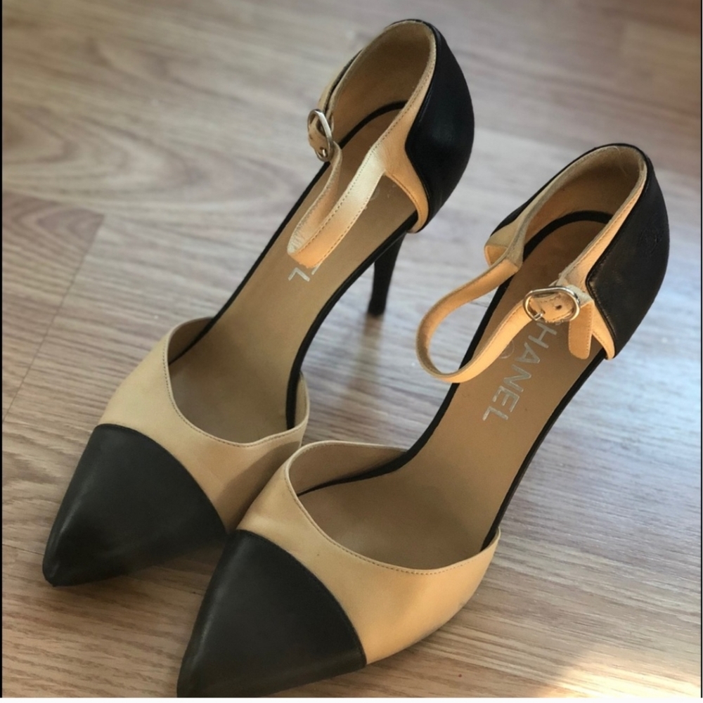 Stunning authentic Chanel heels - Picture 4 of 9